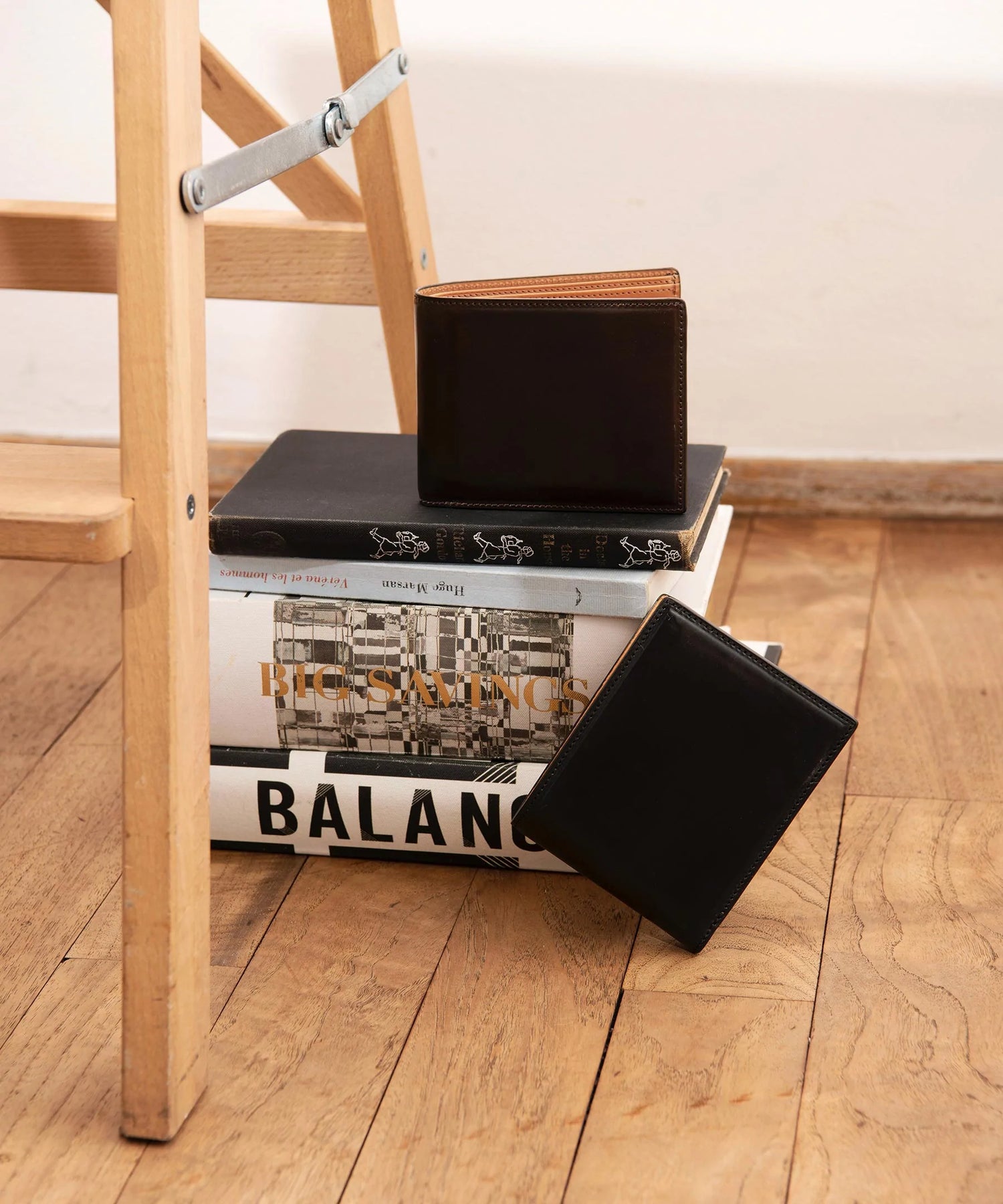 二つ折り財布 三つ折り財布 どっち